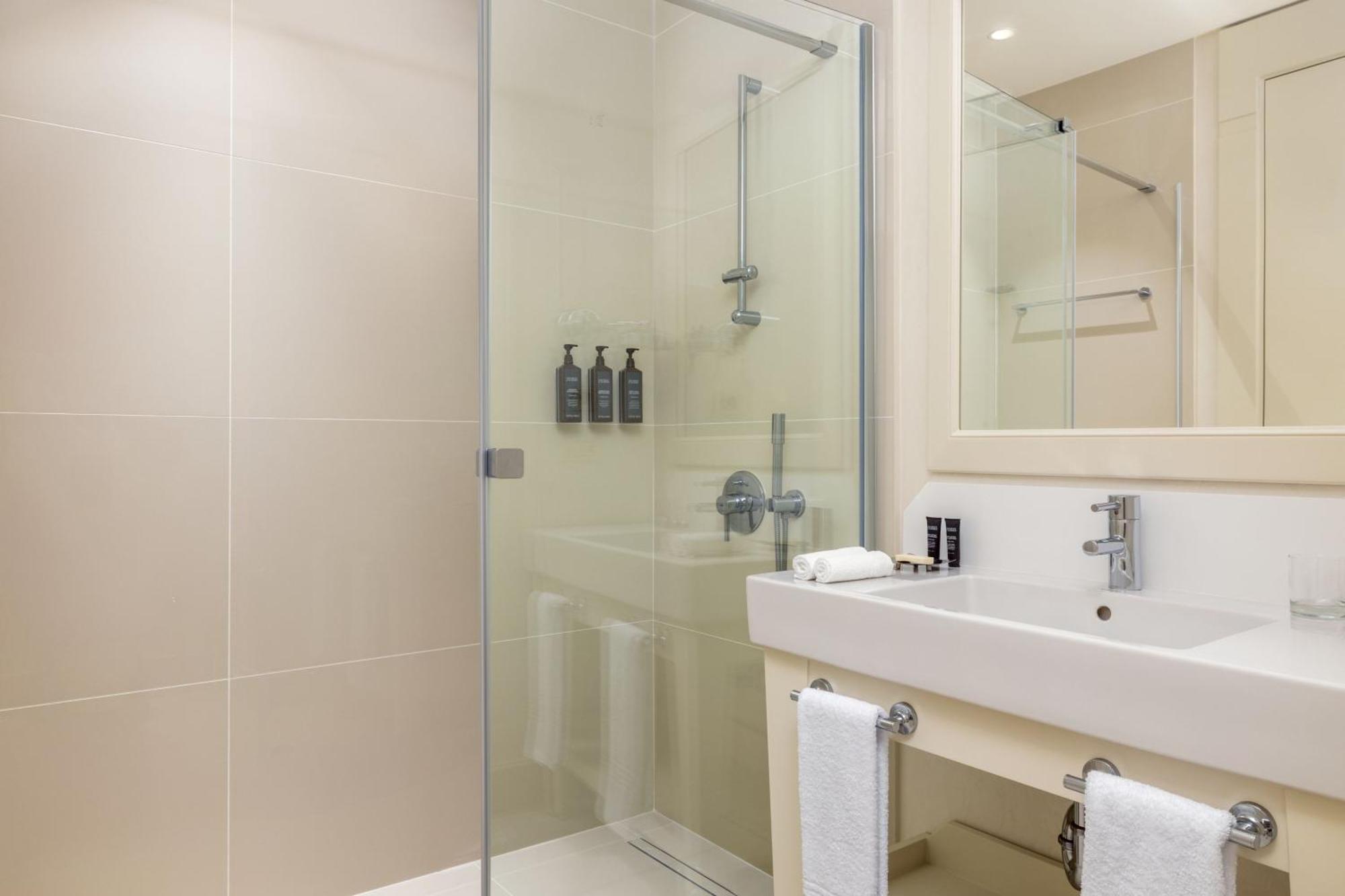 Sheraton Batumi Hotel Exterior photo A shower enclosure