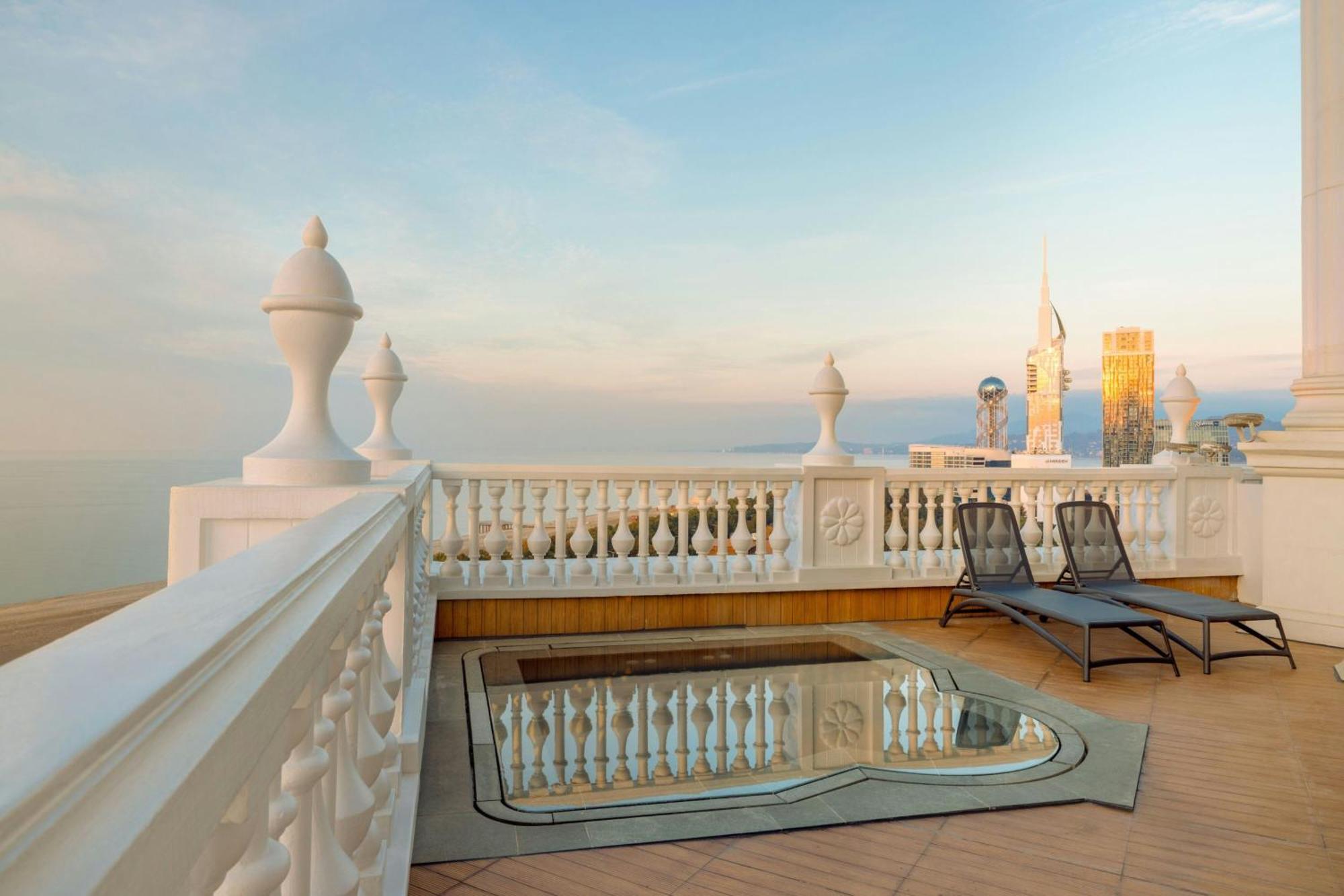 Sheraton Batumi Hotel Exterior photo The rooftop pool at the Taj Mahal Palace